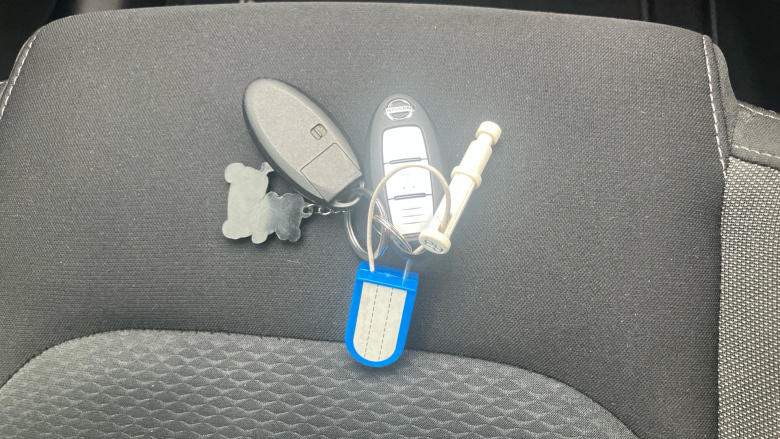 Nissan Qashqai 1.3 DiG-T N-Connecta 5dr Petrol Hatchback